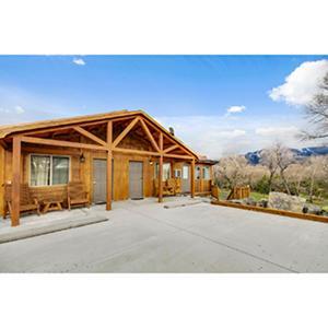 Hotel 7 Point Ranch Emigrant Exterior foto